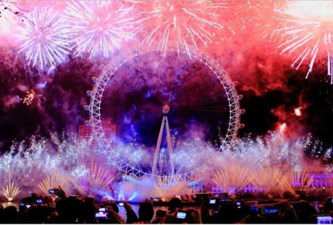 London Fireworks - New Years Eve Fireworks (2017 )