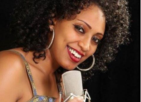 Abeba Desalegne - Hiwot Ende shekela (Ethiopian Music)
